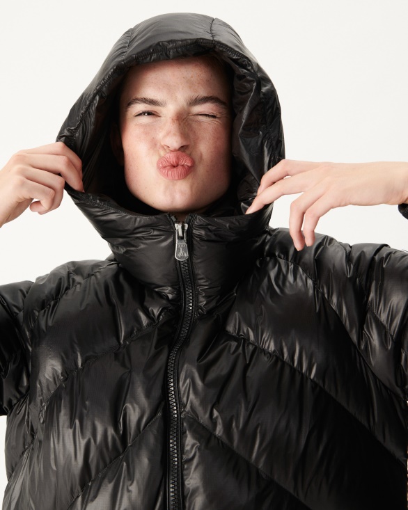 Extreme Cold Hooded Long Down Jacket Noir Comet Jott UK